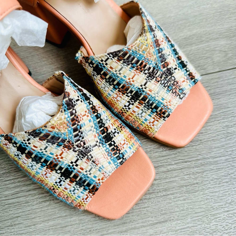 About Arianne Rita Manila Sandals - Picture 13 of 13